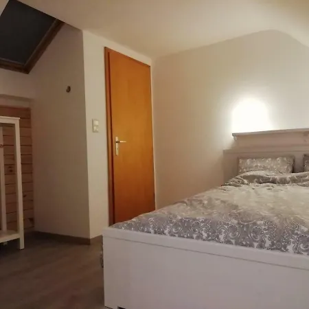 公寓 Entre Nature Et Circuit 弗朗科尔尚